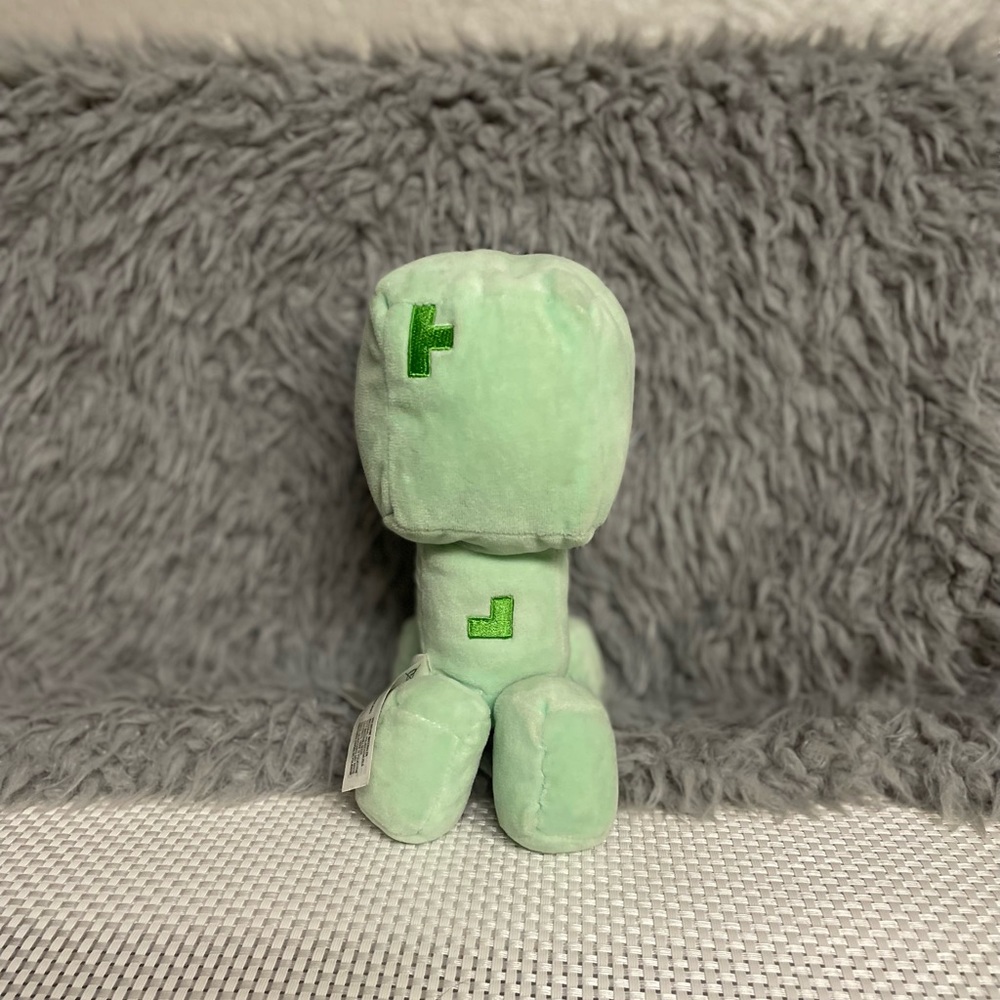 Minecraft Creeper plush EUC - Picture 3 of 6